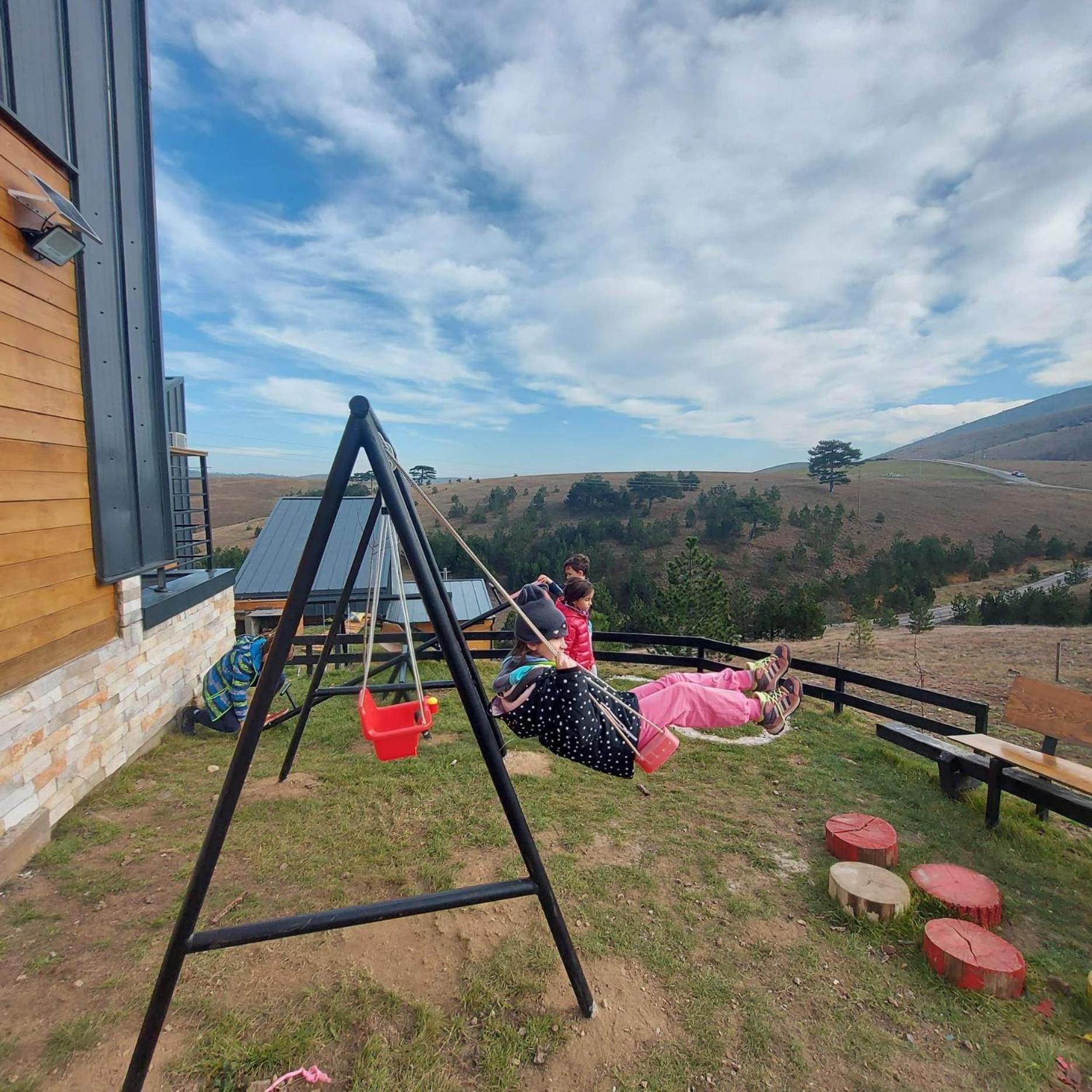 Вилла Wild Nest Zlatibor Bear Экстерьер фото